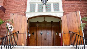 Enlarge photo 24