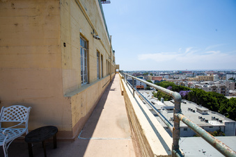 Enlarge photo 80