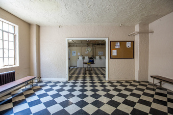 Enlarge photo 94