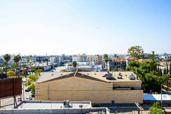 Enlarge photo 110