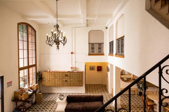 Enlarge photo 29