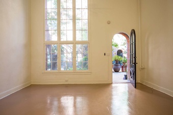 Enlarge photo 35