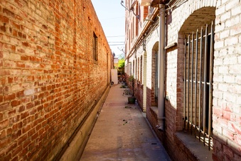 Enlarge photo 49