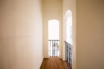 Enlarge photo 85