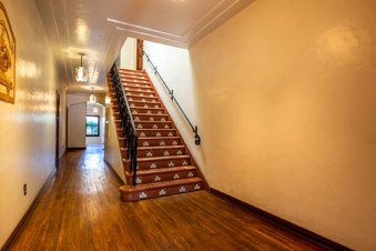 Enlarge photo 42