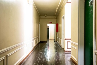 Enlarge photo 57