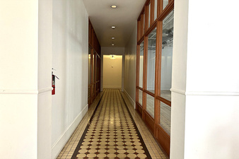Enlarge photo 9