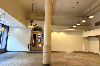 Enlarge photo 12