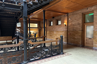Enlarge photo 15