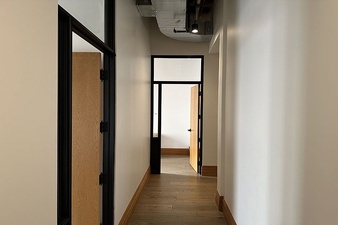 Enlarge photo 34