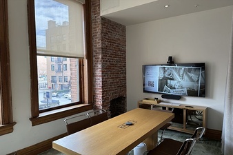 Enlarge photo 79