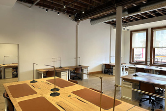 Enlarge photo 93