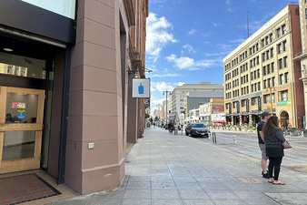 Enlarge photo 154