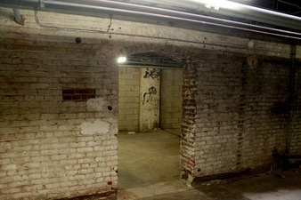 Enlarge photo 182