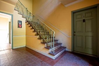 Enlarge photo 111