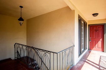 Enlarge photo 24