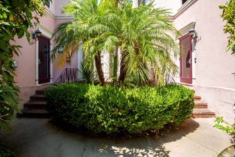 Enlarge photo 92