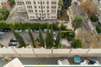 Enlarge photo 38