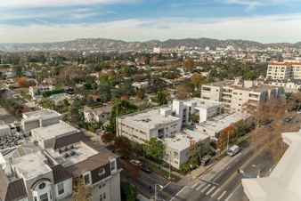 Enlarge photo 40