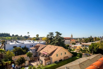 Enlarge photo 31