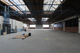 Enlarge photo 19