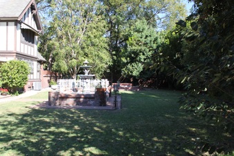 Enlarge photo 57