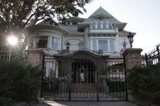 637 S Lucerne Blvd (exterior only)