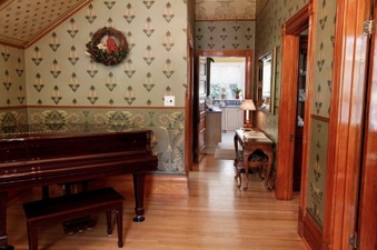 Enlarge photo 33