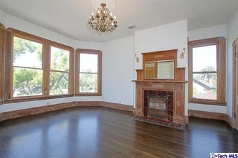 Enlarge photo 8