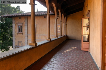 Enlarge photo 40
