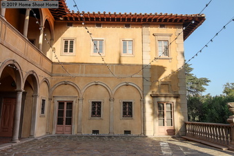 Enlarge photo 46