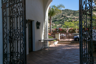 Enlarge photo 14