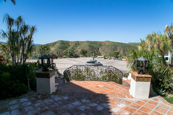 Enlarge photo 23