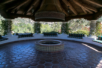 Enlarge photo 116