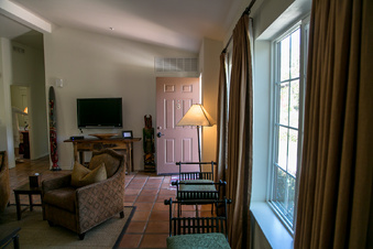 Enlarge photo 128