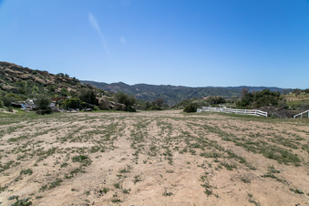 Enlarge photo 162