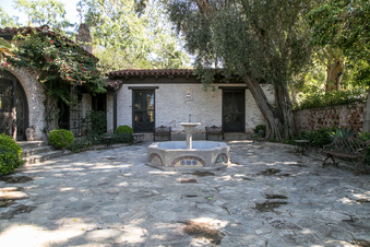 Enlarge photo 193