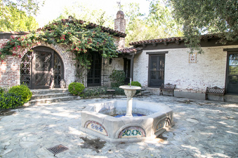 Enlarge photo 194