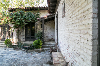 Enlarge photo 196