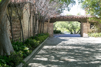 Enlarge photo 212