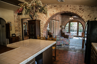 Enlarge photo 217