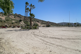 Enlarge photo 260