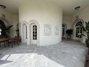 Enlarge photo 23