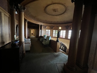 Enlarge photo 33