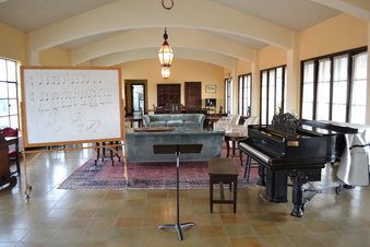 Enlarge photo 41