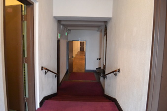 Enlarge photo 60