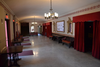 Enlarge photo 83