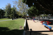 Enlarge photo 76