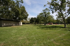 Enlarge photo 18