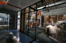 Enlarge photo 18